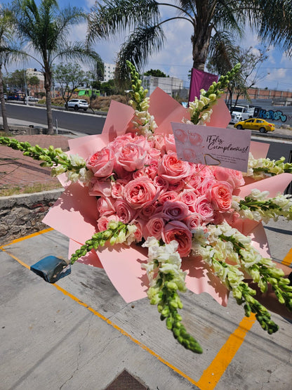 RAMO Premium 50 rosas + 10 rosas inglesas
