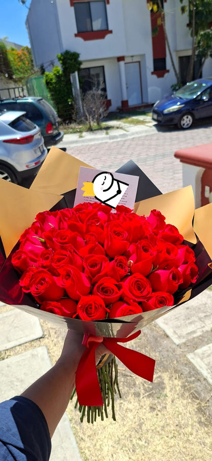 RAMO Premium 50 rosas rojas