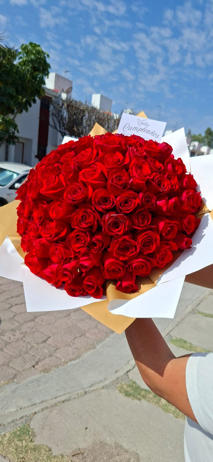 RAMO Premium Inolvidable 100 rosas rojas